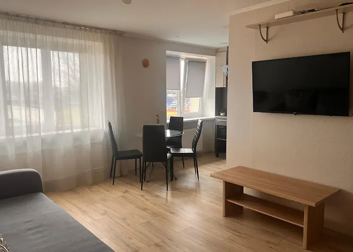 R Un S Apartment